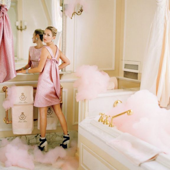 Editorial : Kate Moss by Tim Walker for Vogue US April 2012