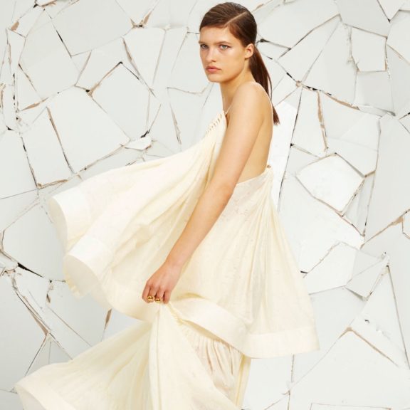 Runway: Stella McCartney Resort 2016
