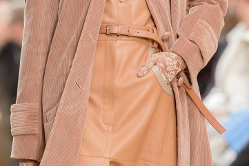Runway: Nina Ricci Autumn/Winter 2017 Ready-To-Wear, Paris