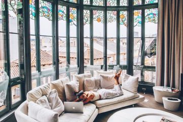 Weekday Wanderlust | Places: Spain with @taramilktea