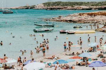 A Midsummer Night's Dream: An Astonishingly Lovely Ode to Summertime 2017