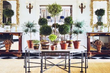 Décor Inspiration | At Home With: Tory Burch, Southampton