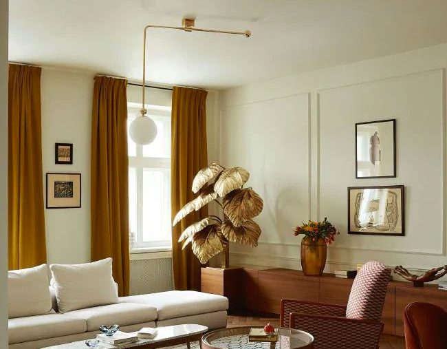 Décor: A Chic Pre-War Apartment in Warsaw by Interior Designer Marta Chrapka