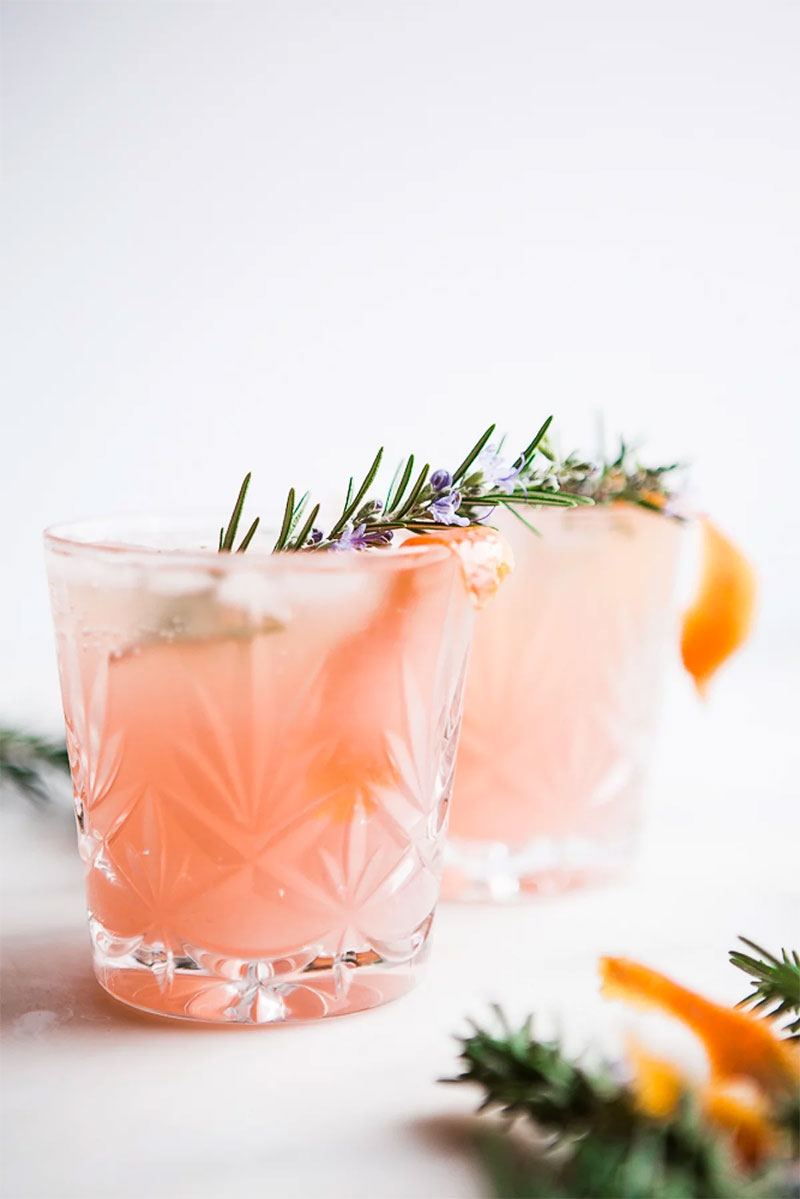 In the Kitchen | Recipe: 5 Cocktails for the Holidays