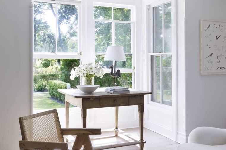 At Home | Décor Inspiration: A Bright & Breezy Home in the Hamptons