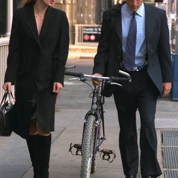 Style Icon: The Timeless Looks of Carolyn Bessette-Kennedy
