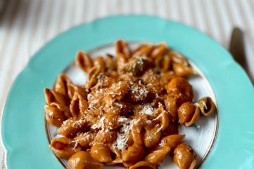 In the Kitchen | Recipe: Pasta with Spicy Vodka Sauce