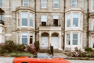 Photo Diary: Summertime Bicycle Rides in the English Countryside & by the Seaside