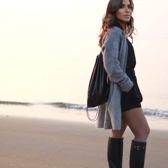 Roseline London - Behind the Scenes _ Unpublished Photo Stories No. 01 - A Beach in Scotland
