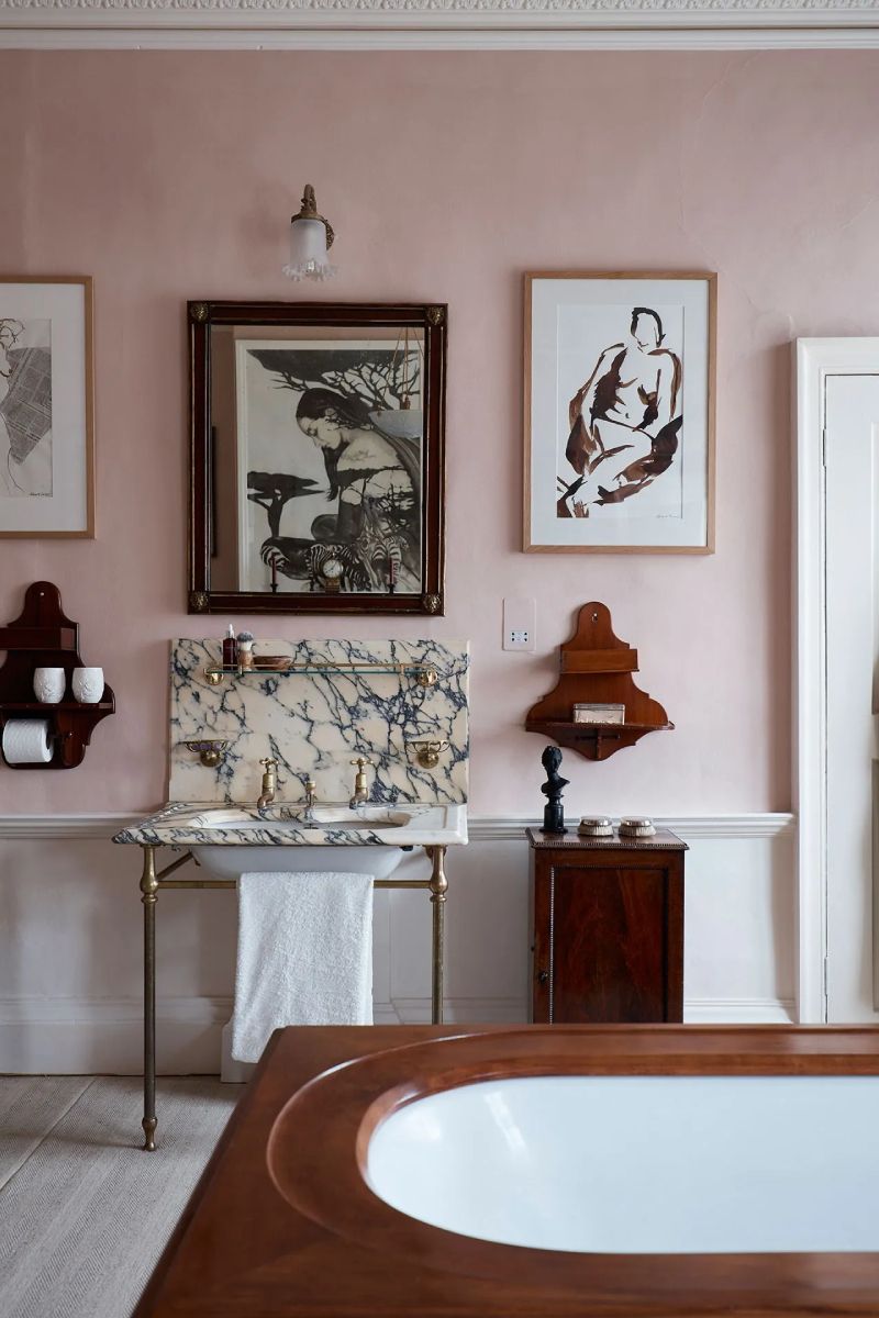 At Home: Decorating with Figurative Art