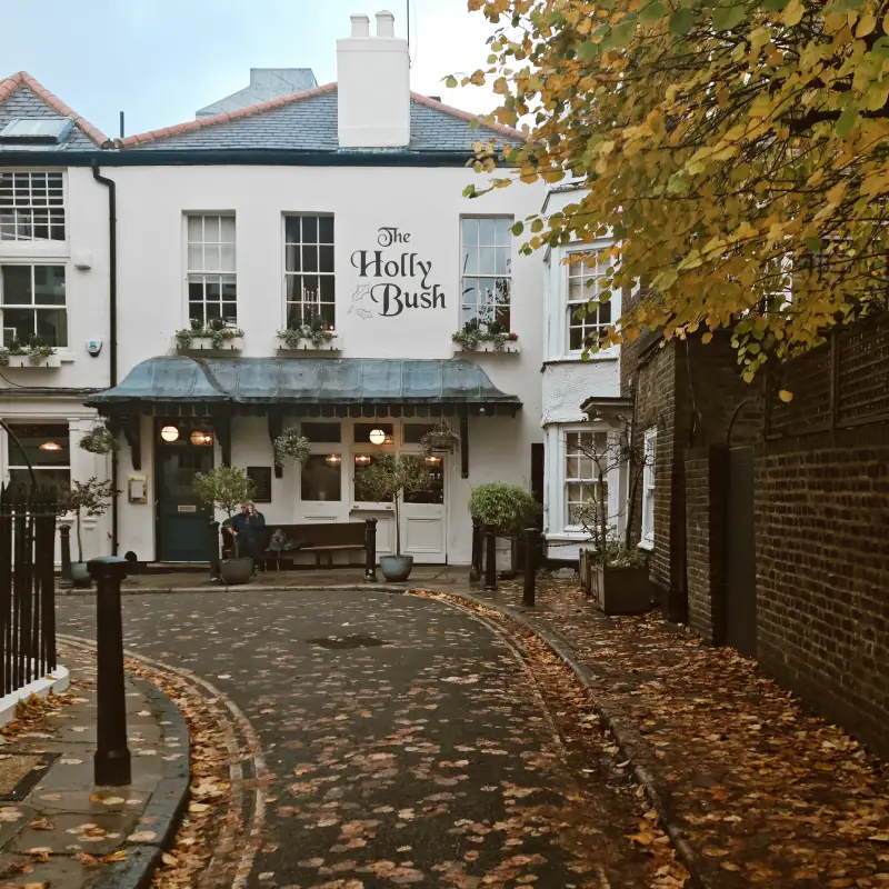 London Pub Guide: The Holly Bush, Hampstead